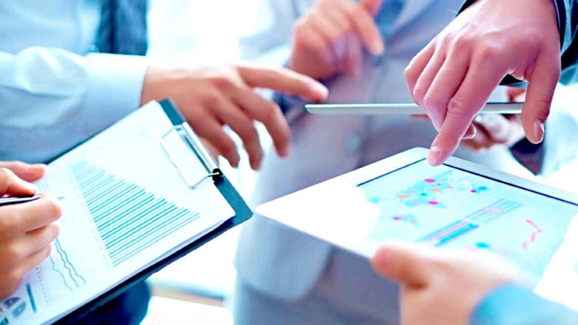 10 Ways Machine Learning Is Revolutionizing Sales
