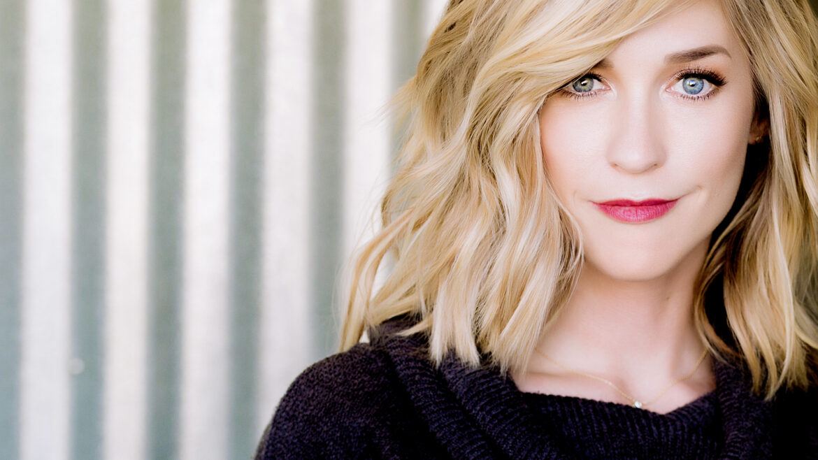 Going From Unknown To Influencer | An Interview With Cynthia Johnson, Co-Founder & CEO of Bell + IVY